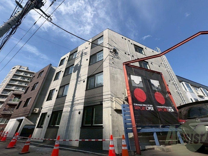 建物外観　札幌市中央区南五条西「ラグランジュ円山」