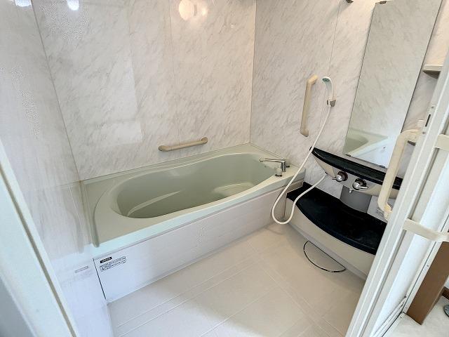バス・シャワールーム　浴室