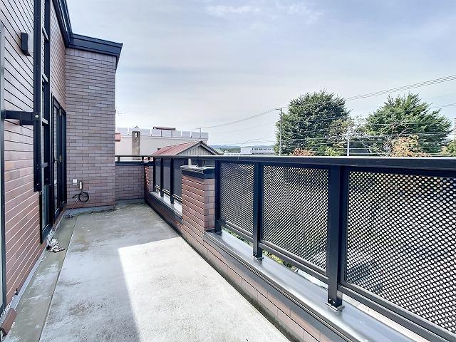 バルコニー　バルコニー