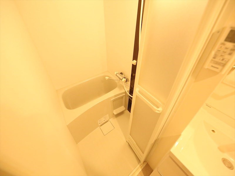 バス・シャワールーム　バスルーム　浴室暖房乾燥機付き　同仕様写真