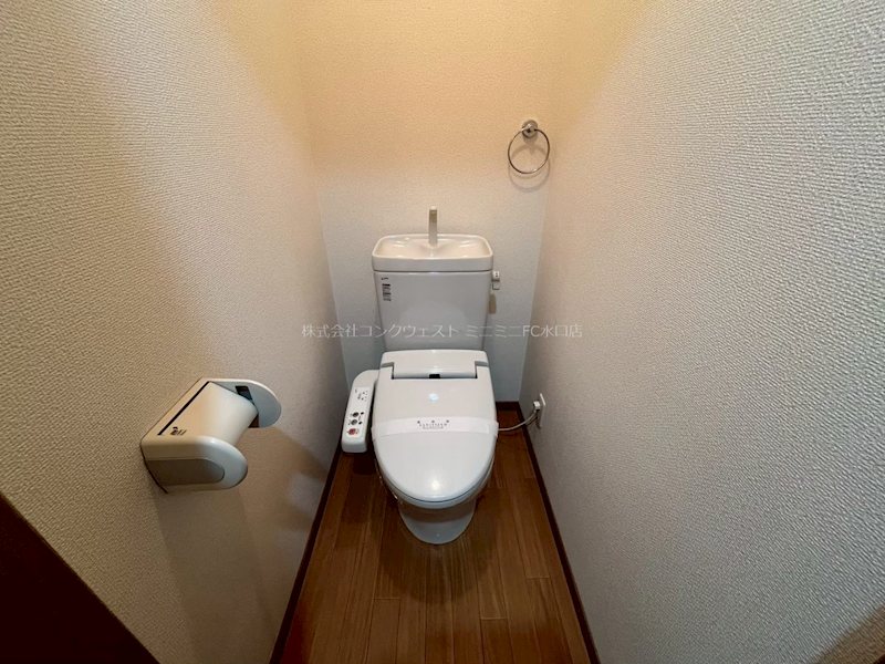 ＪＲ草津線 貴生川駅 徒歩23分 2階建 築18年のトイレ写真