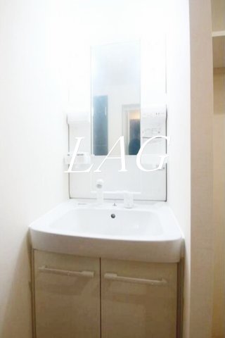 洗面設備　独立洗面台です。