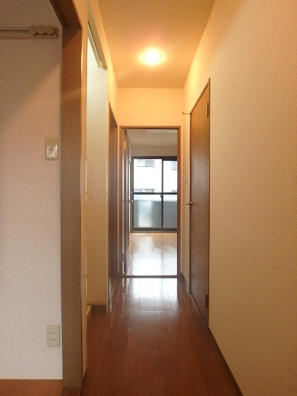 玄関　図面と現状に相違がある場合には現状を優先