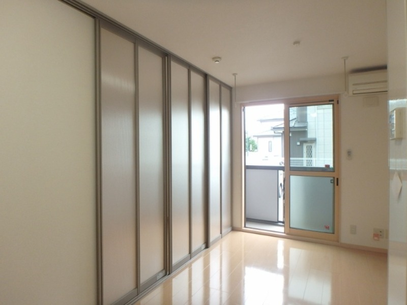 居室・リビング　図面と現状に相違がある場合には現状を優先