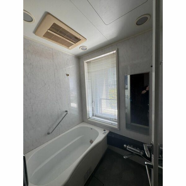 バス・シャワールーム　別部屋参考写真