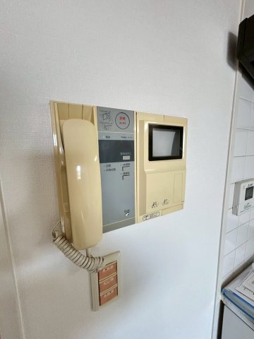 セキュリティ　同物件、別号室の参考写真です。