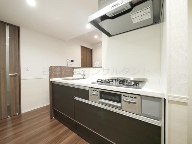 キッチン　便利なスライド収納システムキッチン