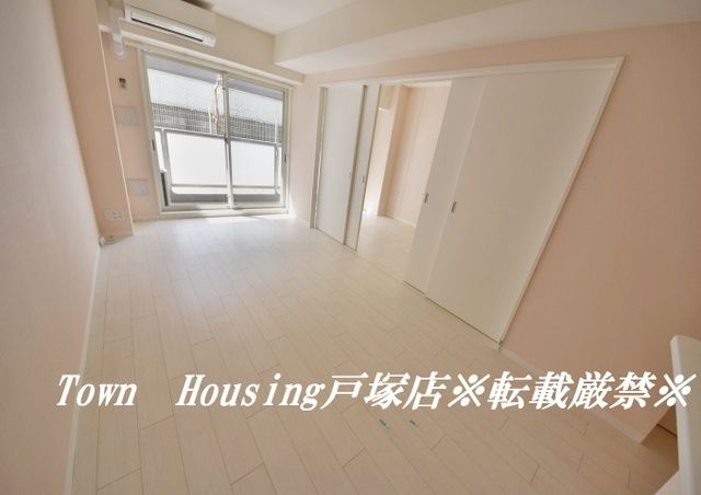 居室・リビング　開放感のあるリビング