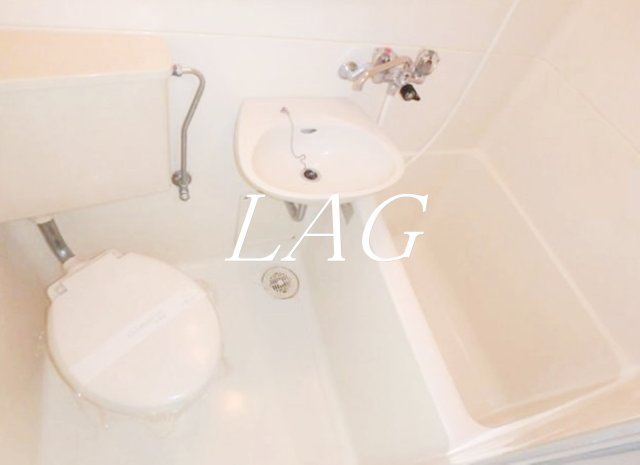 バス・シャワールーム　お風呂です。