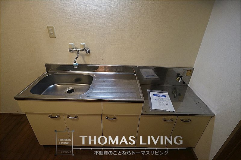 キッチン　コンロ設置可。お好きなコンロを設置ください。