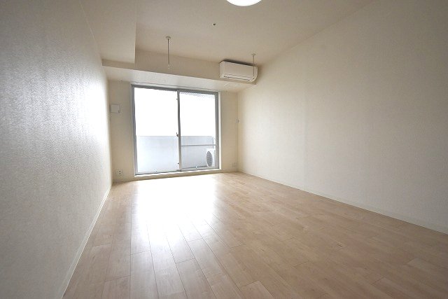 居室・リビング　居室※別部屋参考写真