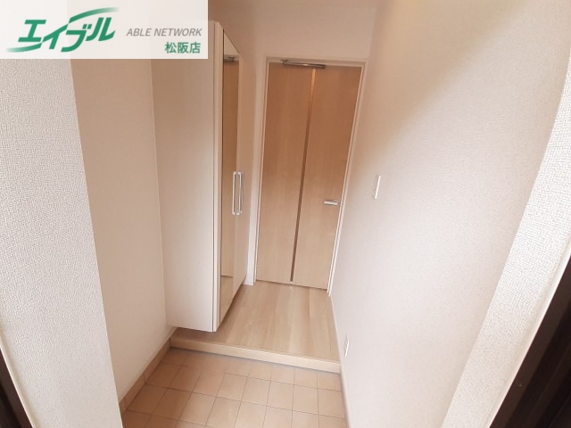 玄関　同型タイプの写真です