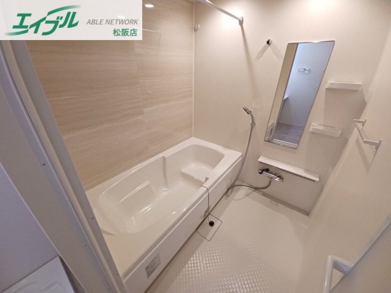 バス・シャワールーム　同型タイプの写真です