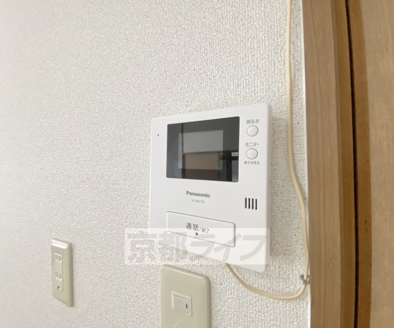 セキュリティ　モニターで来客確認できるので安心です。