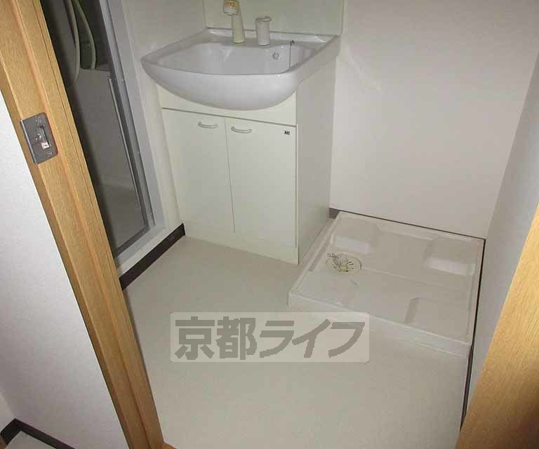 洗面設備　洗面スペースです