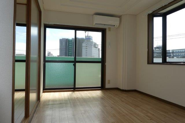 居室・リビング　洋室