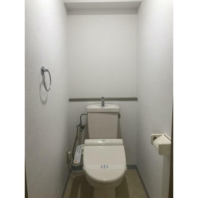 トイレ　ウォシュレットあり