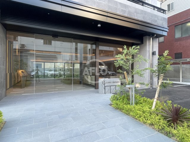 エントランス　スプランディッド新大阪VII　エントランス