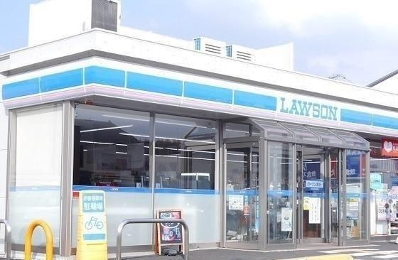 コンビニ　ローソン　松江雑賀町店（コンビニ）まで385m