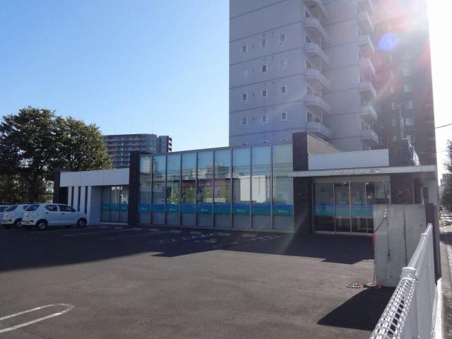 銀行　北央信用組合琴似支店（銀行）まで286m