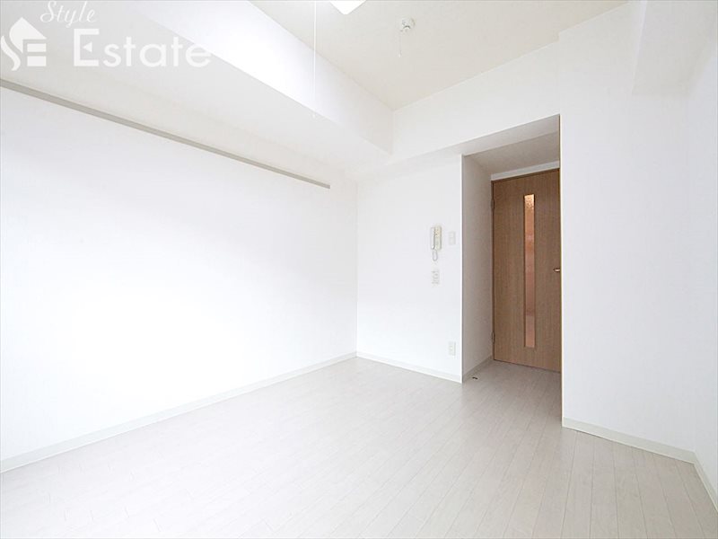 居室・リビング　内装