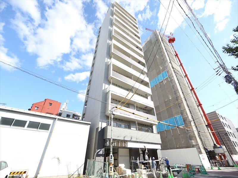 建物外観　外観　オートロック　宅配ＢＯＸ　防犯カメラ