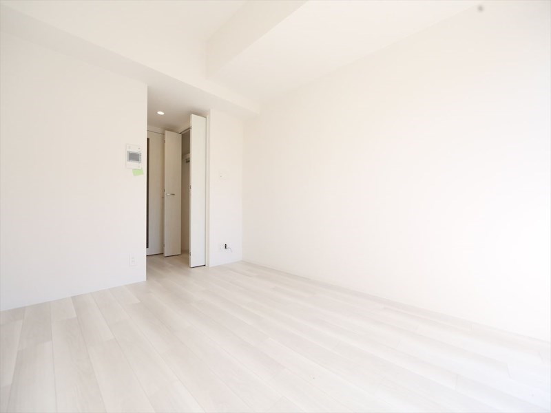 居室・リビング　洋室8帖　クローゼット付（収納充実してます）