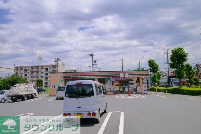 コンビニ　セブンイレブン（コンビニ）まで223m