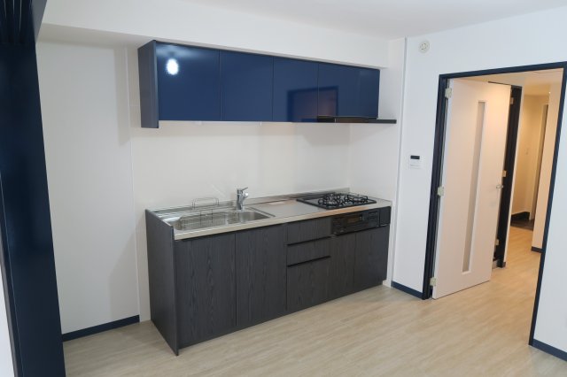 キッチン　※別号室の参考写真です。