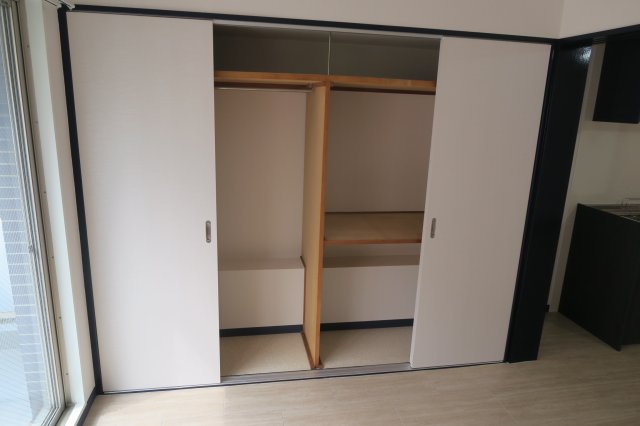 収納　※別号室の参考写真です。