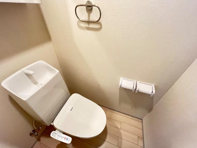 トイレ　シャワー付トイレ