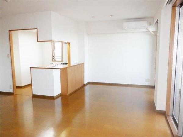 居室・リビング　別室参考写真