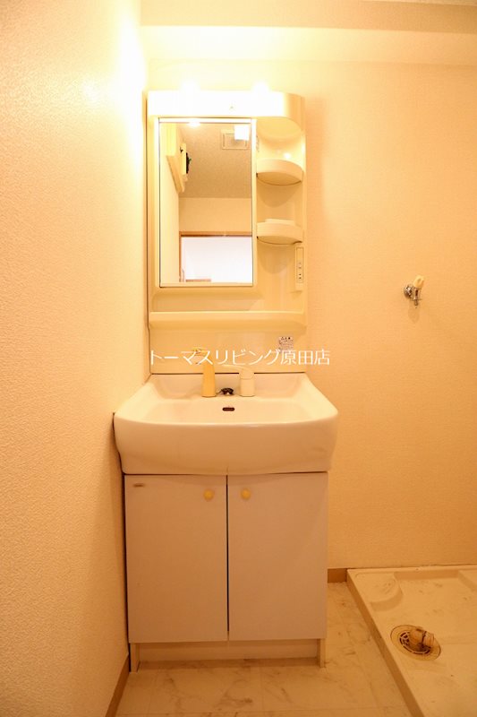 洗面設備　403号室写真