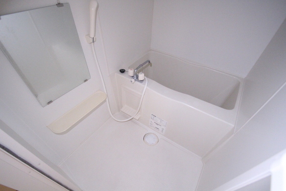 バス・シャワールーム　※別号室の写真です。