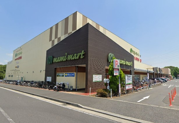 スーパー　マミーマート 船橋日大前店（スーパー）まで111m