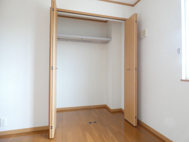 収納　図面と現状に相違がある場合には現状を優先