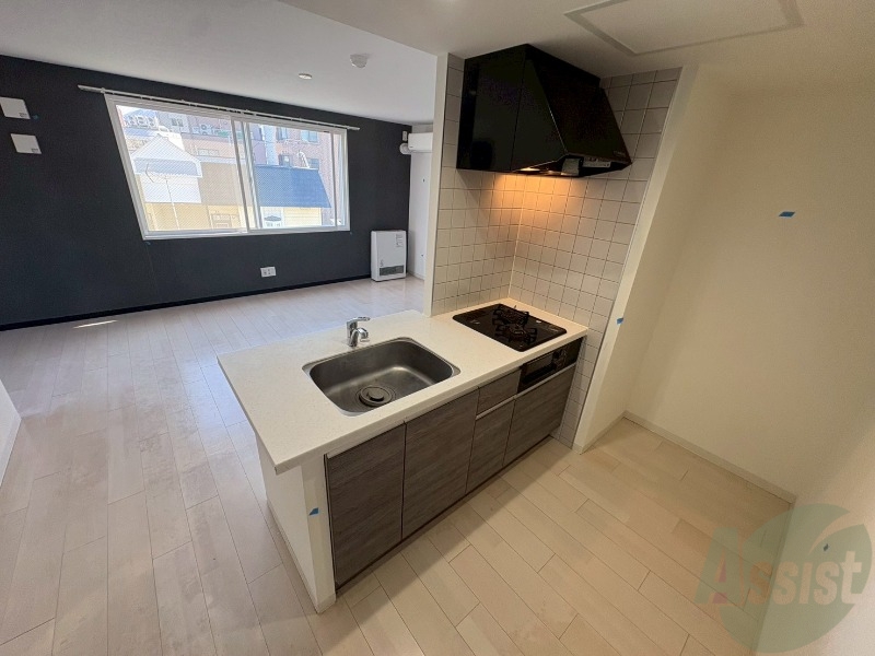 キッチン　調理スペースも確保してありますね。お料理が楽しくなりそう。