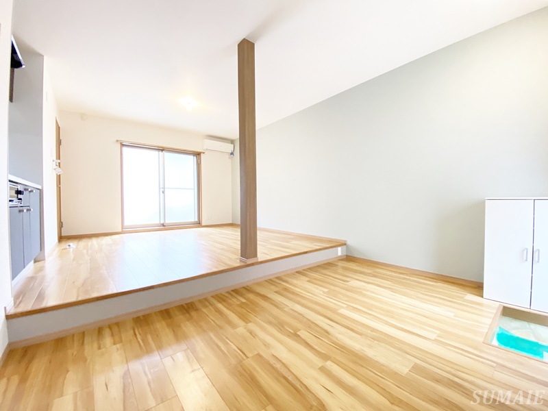 居室・リビング　14.1帖のリビングです☆