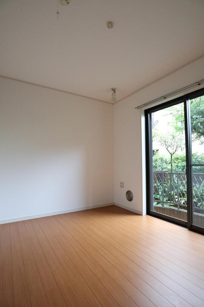 居室・リビング　洋室6帖のお部屋です！