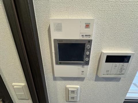 セキュリティ　カメラ付インターホン（イメージ）