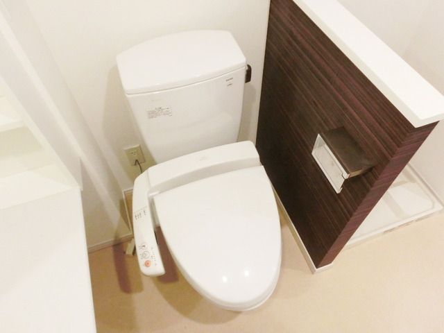 トイレ　★ウォシュレット付のトイレです★