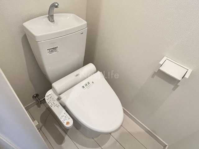 トイレ　ルシェンテA棟
