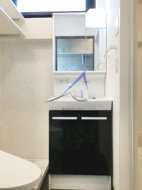 洗面設備　洗面台です。