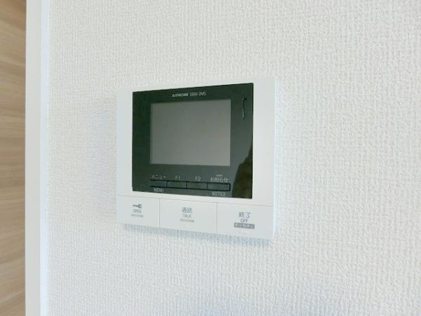 エントランス　★モニタ付きインターホン★