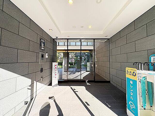 ロビー　エレベーター付きです