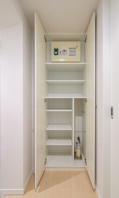 玄関　収納もある玄関です