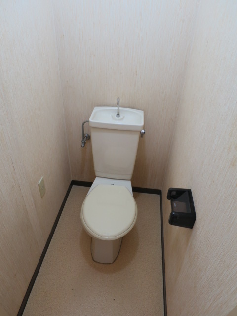 コーポ米沢のトイレ写真
