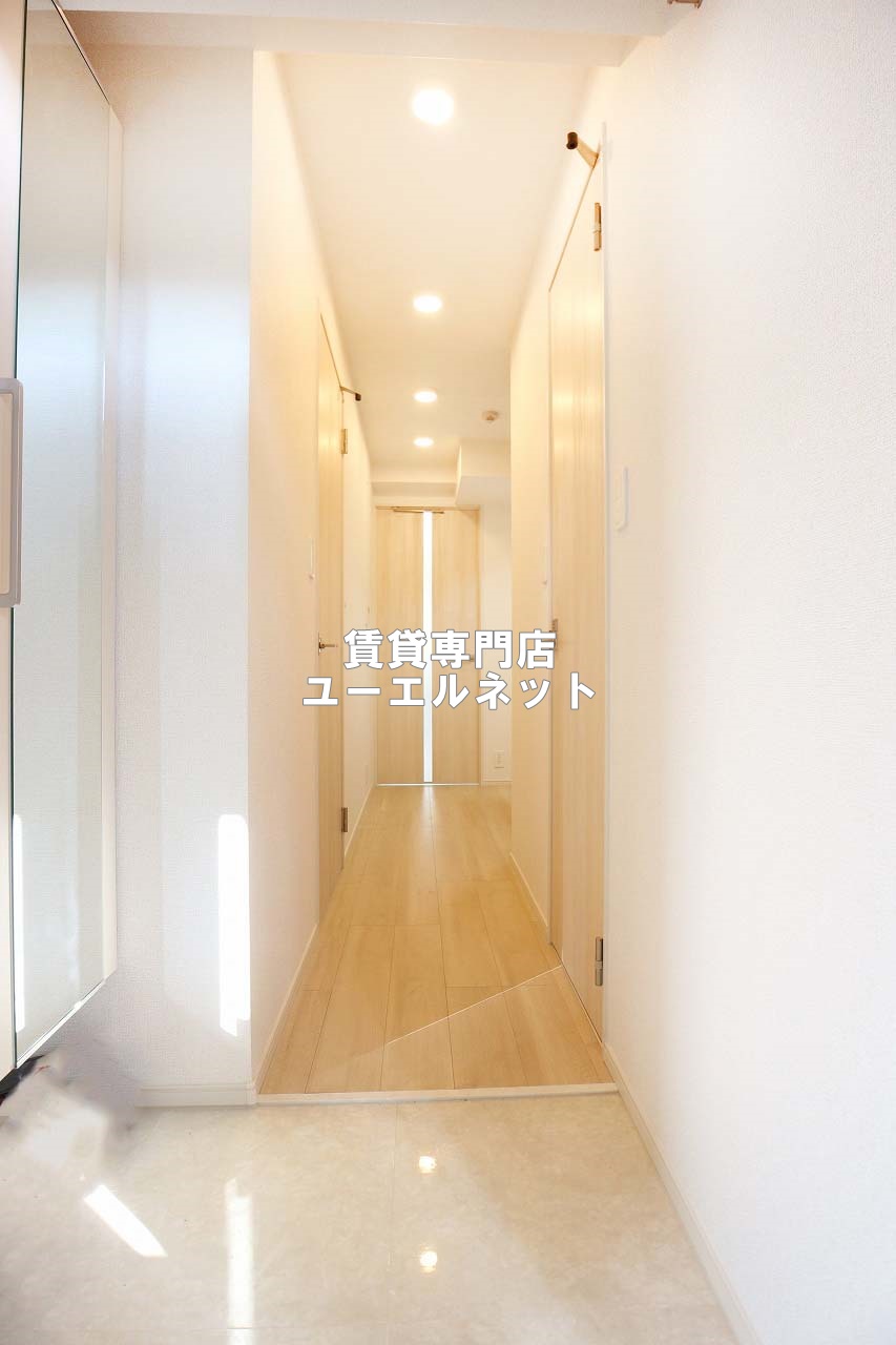 玄関　住まいの顔ともなる玄関