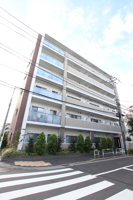 建物外観　角地に立地しています