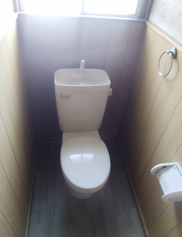 可部戸建てのトイレ写真